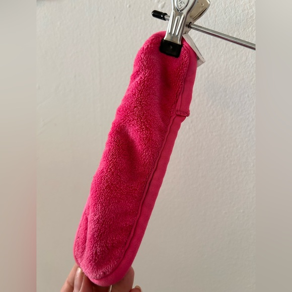 Mini Makeup Eraser - Picture 3 of 6